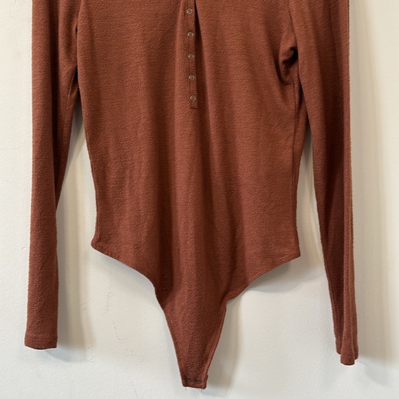 Abercrombie & Fitch Brown Long Sleeve Bodysuit - Picture 3 of 10